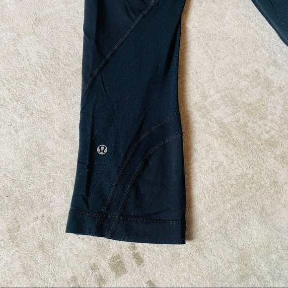 Lululemon Chase Me Crop *Flawed* - 6 - Picture 14 of 14